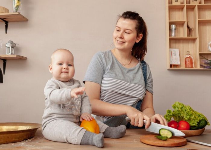 Makanan yang Harus Dihindari Ibu Menyusui Saat Bayi Alergi